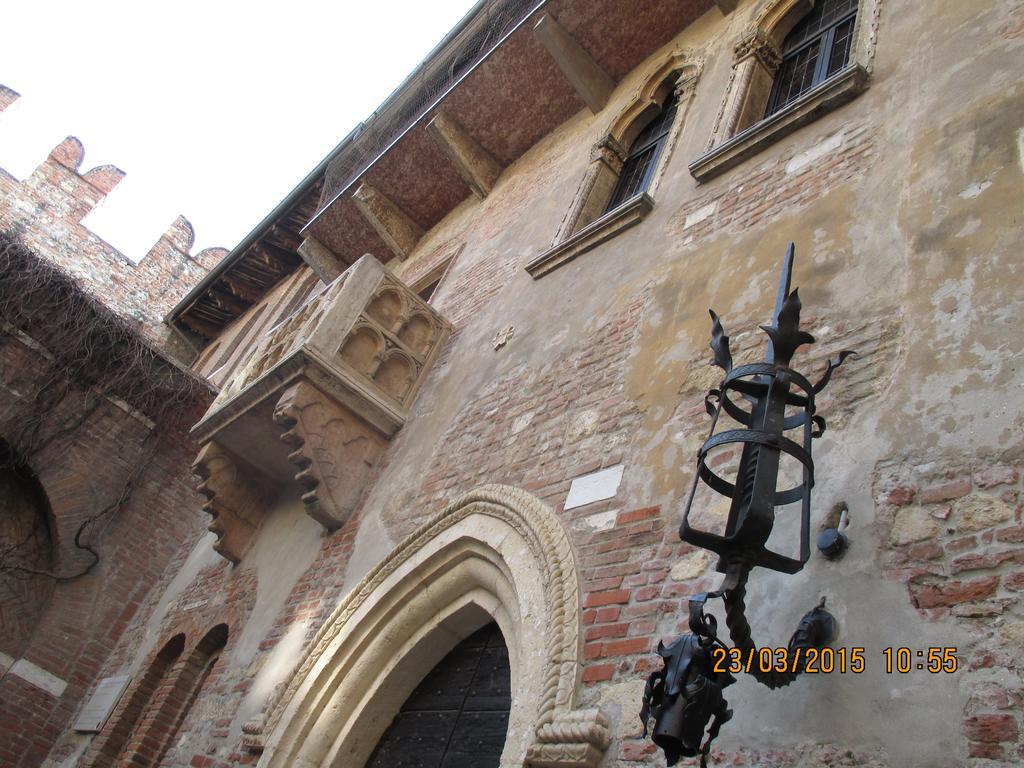 B&B Duomo Верона Екстер'єр фото
